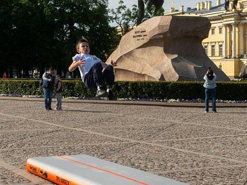 Спортивные изделия из ТПУ аирдека в центре Санкт-Петербурга