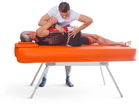 Мобильный массажный стол с надувным матрасом на каркасе