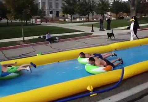 Надувная водная горка 