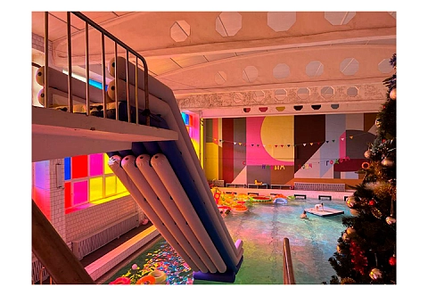 Надувная горка для бассейна