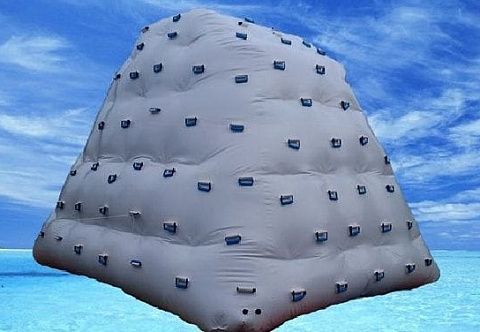 &quot;АЙСБЕРГ&quot; - надувной аттракцион для лазания