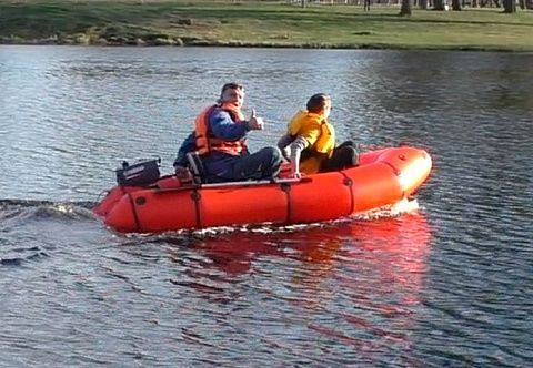 &quot;ФИШКА ЛАЙТ&quot; - рыболовная транцевая моторно-гребная лодка из ТПУ с надувным дном НДНД