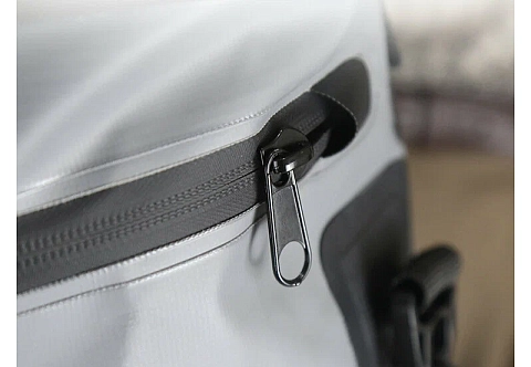 Сейфпак - сумка-органайзер с герметичной молнией на SUP доску