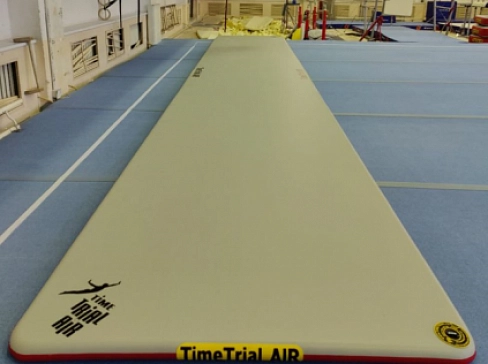 Надувная накладка (дорожка, мат) на гимнастический ковёр