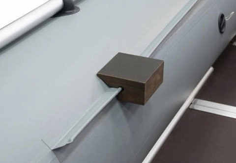 Держатель для эхолота на ликтрос