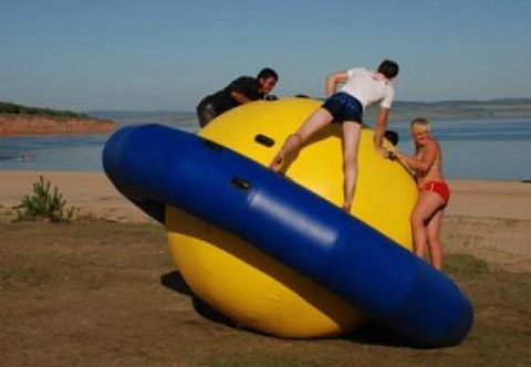 "САТУРН" - надувной водный аттракцион для детей и взрослых