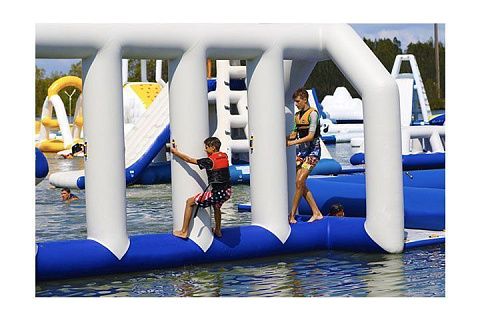 &quot;ДЕРЖИCЬ-ХВАТАЙ&quot; - элемент для надувного аквапарка