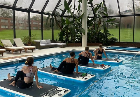 &quot;ФИТНЕСПЛОТ&quot; - надувной мобильный акваплот для занятий аквафитнесом в бассейне на воде