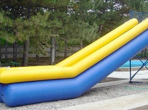 Детская надувная водная горка с бассейном
