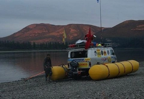 Надувные баллоны на колеса автомобиля, внедорожника, УАЗа