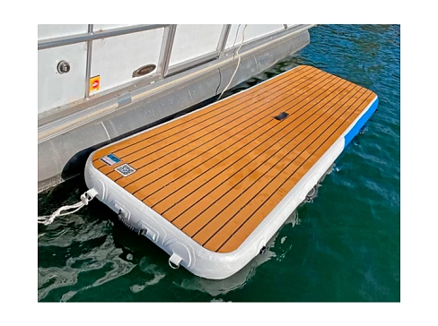 Надувной плот-платформа к яхте, катеру для отдыха
