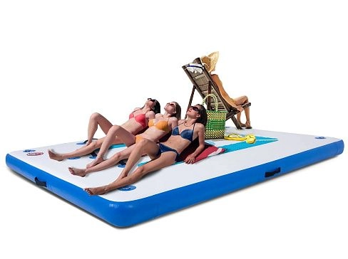 Надувная плавучая док-платформа AirDeck для активного отдыха на пляже