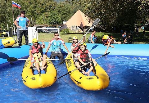 &quot;ПРОСТОР&quot; - двухместная надувная лодка ПВХ для людей с ограниченными возможностями с надувным дном с самоотливом (НДНД) инклюзивная