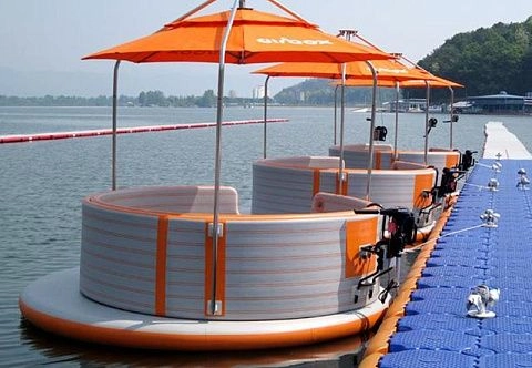 Надувная беседка платформа-пончик для отдыха на воде