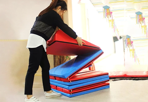 Складная мягкая горка для детей на лестницу